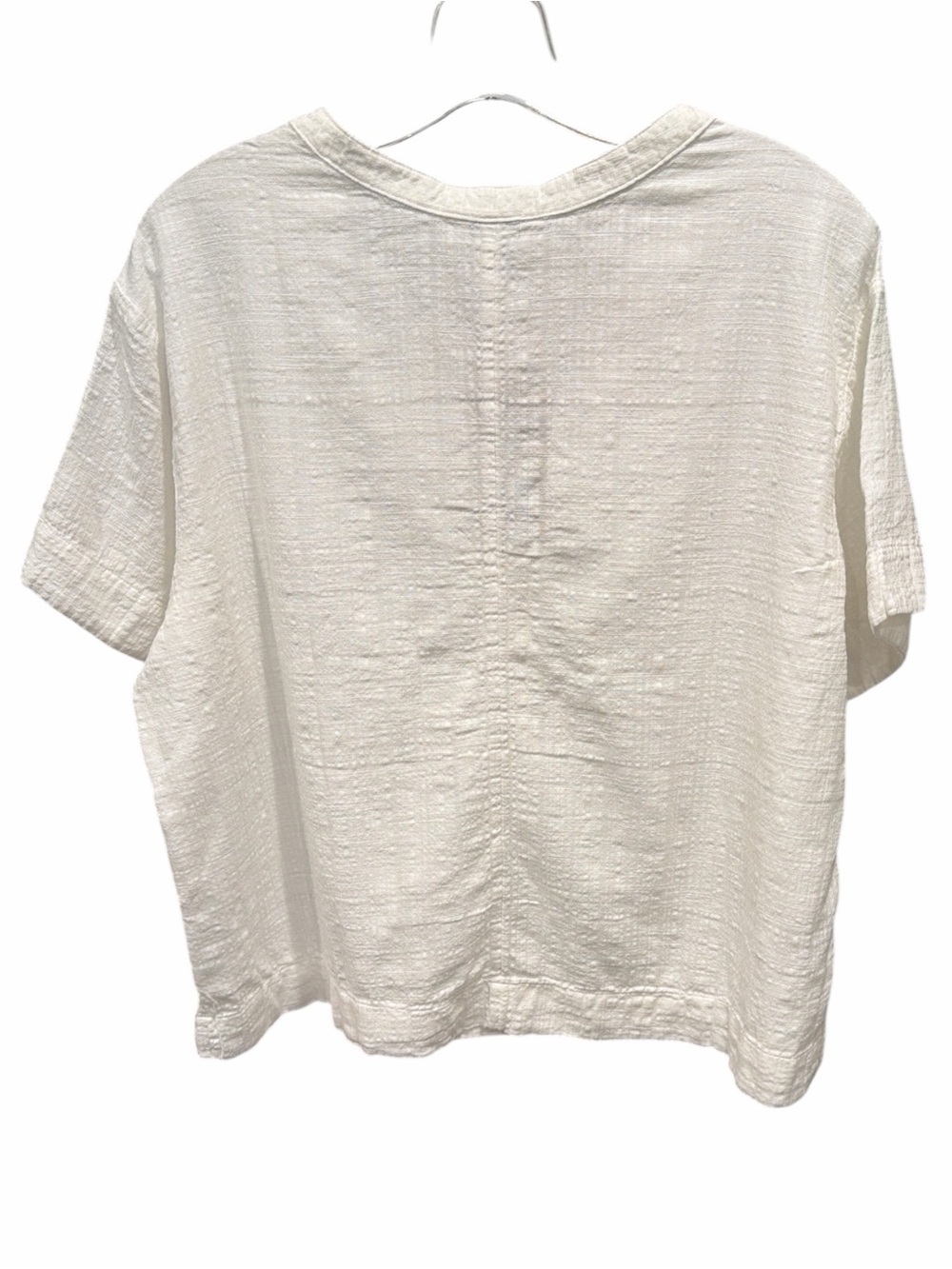 Eddie Bauer White Textured Gauze Henley Top Large Cotton Blend Short Sleeve NWT - Picture 3 of 7